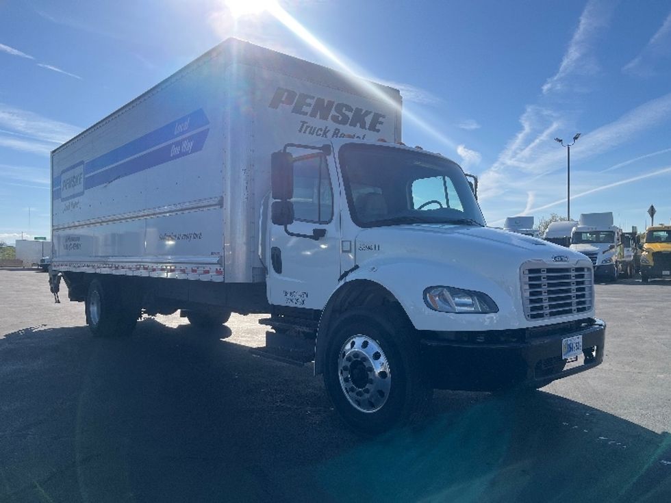 Medium Duty Box Truck-Light and Medium Duty Trucks-Freightliner-2020-M2-Fresno-CA-133,476\n\t\tmiles-$ 69,750 - Image 1