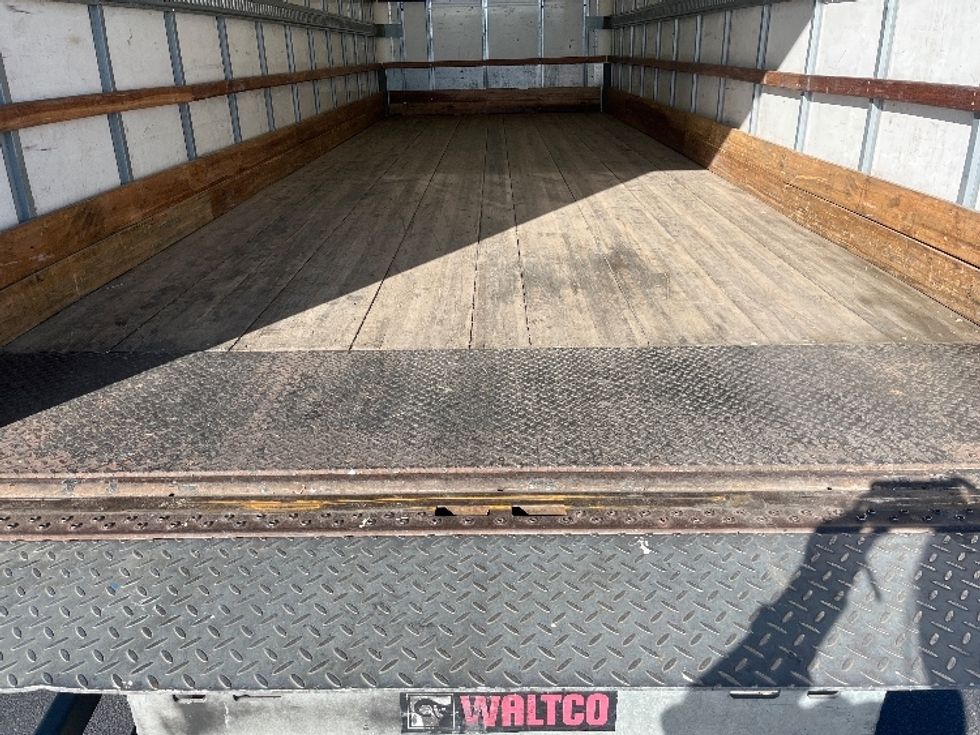 Medium Duty Box Truck-Light and Medium Duty Trucks-Freightliner-2020-M2-Fresno-CA-148,734\n\t\tmiles-$ 55,750 - Image 10