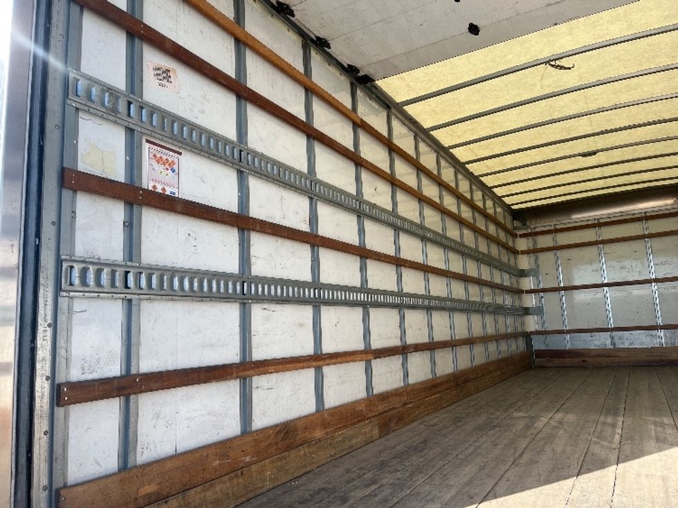 Medium Duty Box Truck-Light and Medium Duty Trucks-Freightliner-2020-M2-Fresno-CA-148,734\n\t\tmiles-$ 55,750 - Image 11