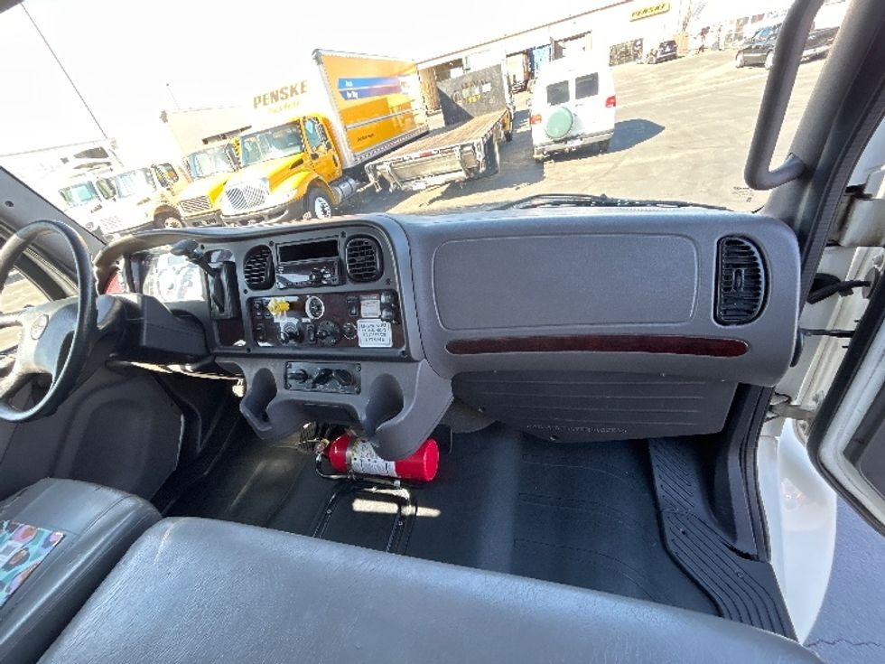 Medium Duty Box Truck-Light and Medium Duty Trucks-Freightliner-2020-M2-Fresno-CA-148,734\n\t\tmiles-$ 55,750 - Image 19