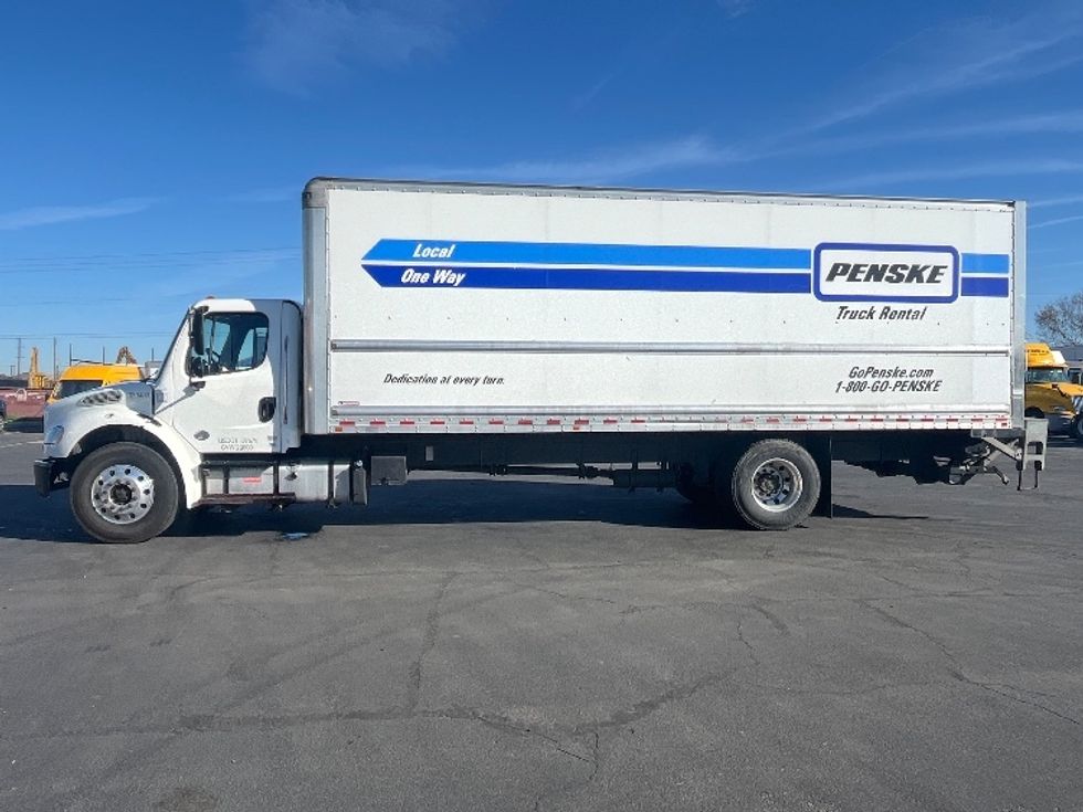 Medium Duty Box Truck-Light and Medium Duty Trucks-Freightliner-2020-M2-Fresno-CA-148,734\n\t\tmiles-$ 55,750 - Image 4