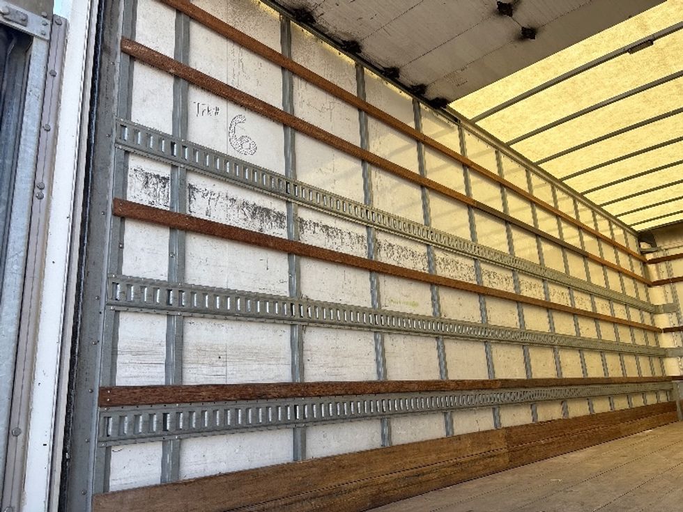 Medium Duty Box Truck-Light and Medium Duty Trucks-Freightliner-2020-M2-Fresno-CA-217,043\n\t\tmiles-$ 36,500 - Image 11