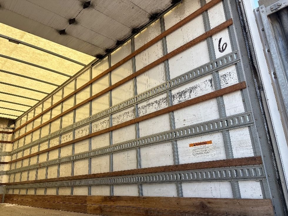 Medium Duty Box Truck-Light and Medium Duty Trucks-Freightliner-2020-M2-Fresno-CA-217,043\n\t\tmiles-$ 36,500 - Image 12