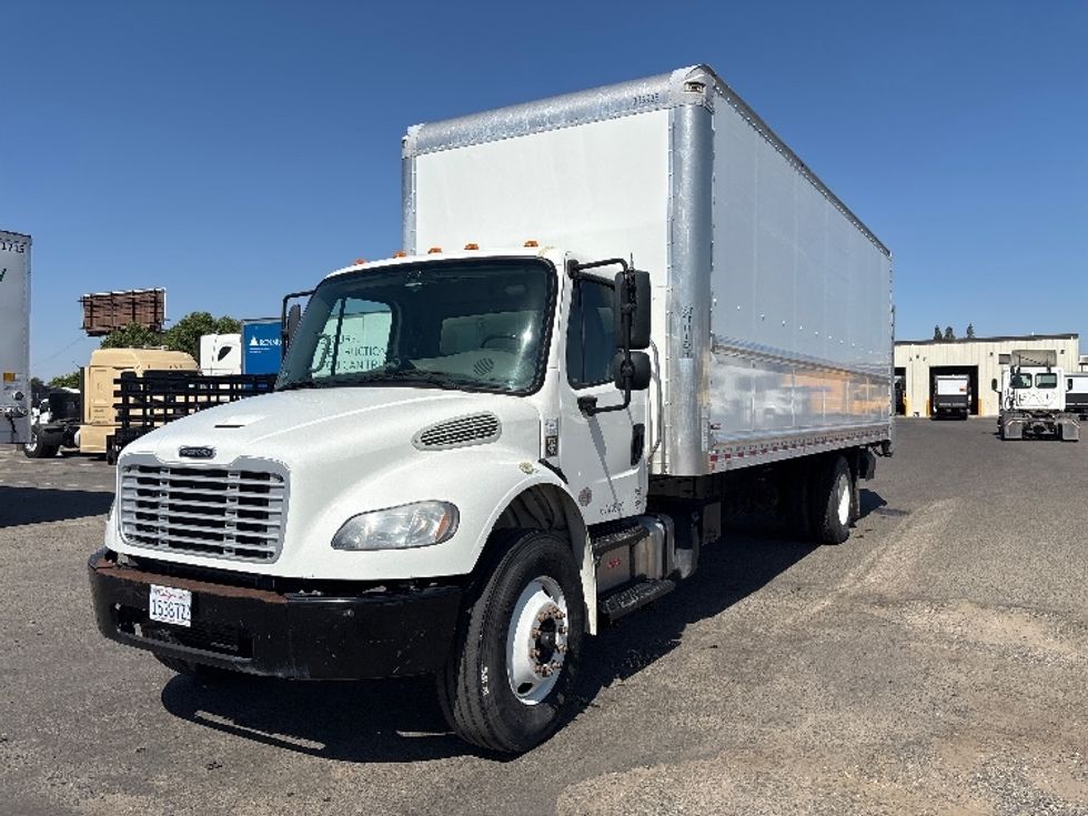 Medium Duty Box Truck-Light and Medium Duty Trucks-Freightliner-2020-M2-Fresno-CA-217,043\n\t\tmiles-$ 36,500 - Image 3