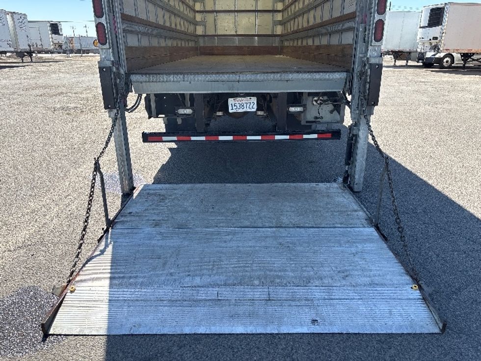 Medium Duty Box Truck-Light and Medium Duty Trucks-Freightliner-2020-M2-Fresno-CA-217,043\n\t\tmiles-$ 36,500 - Image 9