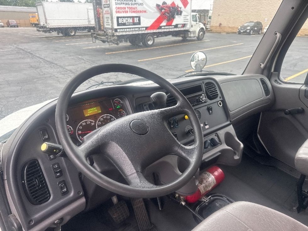 Medium Duty Box Truck-Light and Medium Duty Trucks-Freightliner-2020-M2-Gahanna-OH-228,261\n\t\tmiles-$ 48,250 - Image 17