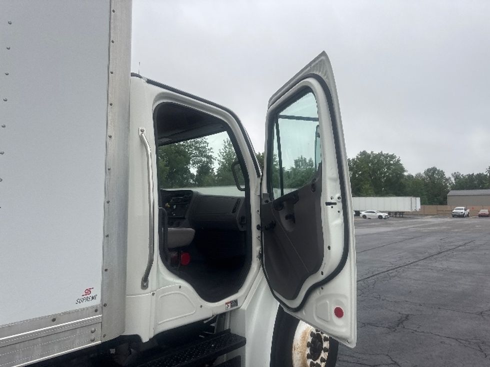 Medium Duty Box Truck-Light and Medium Duty Trucks-Freightliner-2020-M2-Gahanna-OH-228,261\n\t\tmiles-$ 48,250 - Image 20