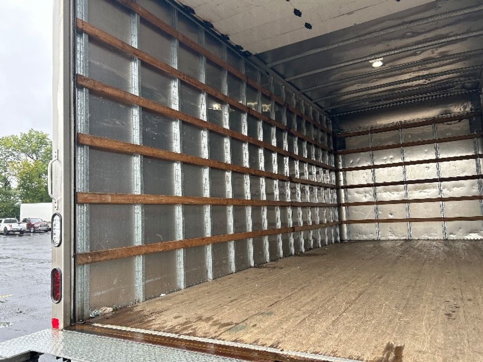 Medium Duty Box Truck-Light and Medium Duty Trucks-Freightliner-2020-M2-Gahanna-OH-63,644\n\t\tmiles-$ 50,500 - Image 11