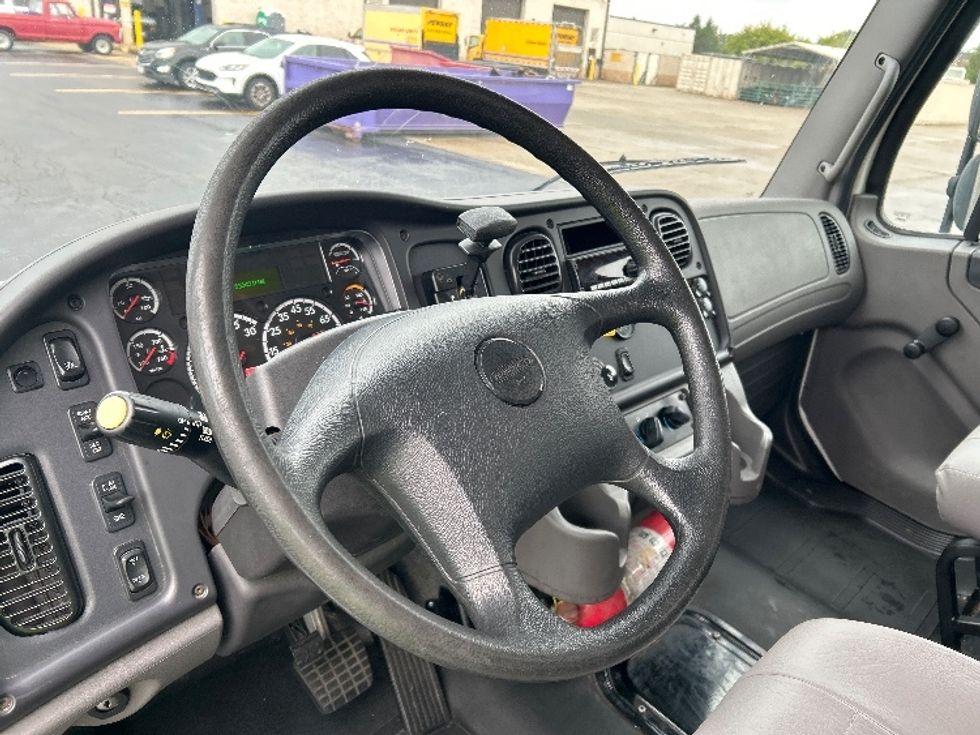 Medium Duty Box Truck-Light and Medium Duty Trucks-Freightliner-2020-M2-Gahanna-OH-63,644\n\t\tmiles-$ 50,500 - Image 17