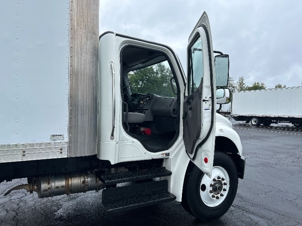 Medium Duty Box Truck-Light and Medium Duty Trucks-Freightliner-2020-M2-Gahanna-OH-63,644\n\t\tmiles-$ 50,500 - Image 20