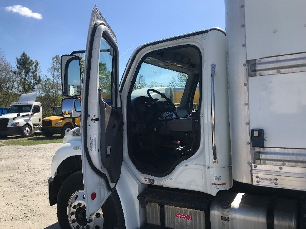 Medium Duty Box Truck-Light and Medium Duty Trucks-Freightliner-2020-M2-Garden City-GA-163,319\n\t\tmiles-$ 60,500 - Image 16