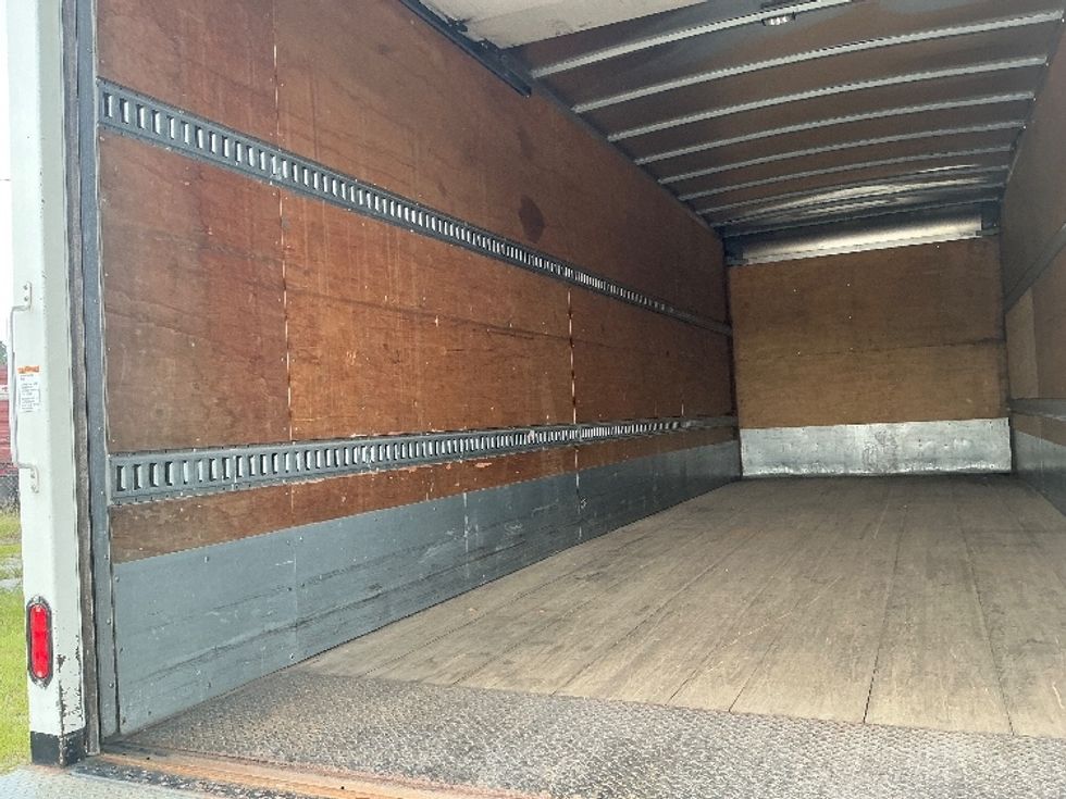 Medium Duty Box Truck-Light and Medium Duty Trucks-Freightliner-2020-M2-Garden City-GA-182,100\n\t\tmiles-$ 63,000 - Image 10