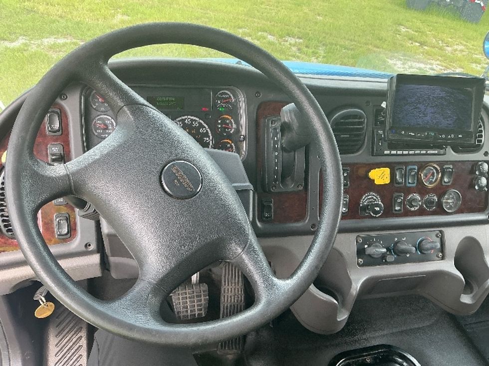 Medium Duty Box Truck-Light and Medium Duty Trucks-Freightliner-2020-M2-Garden City-GA-182,100\n\t\tmiles-$ 63,000 - Image 17