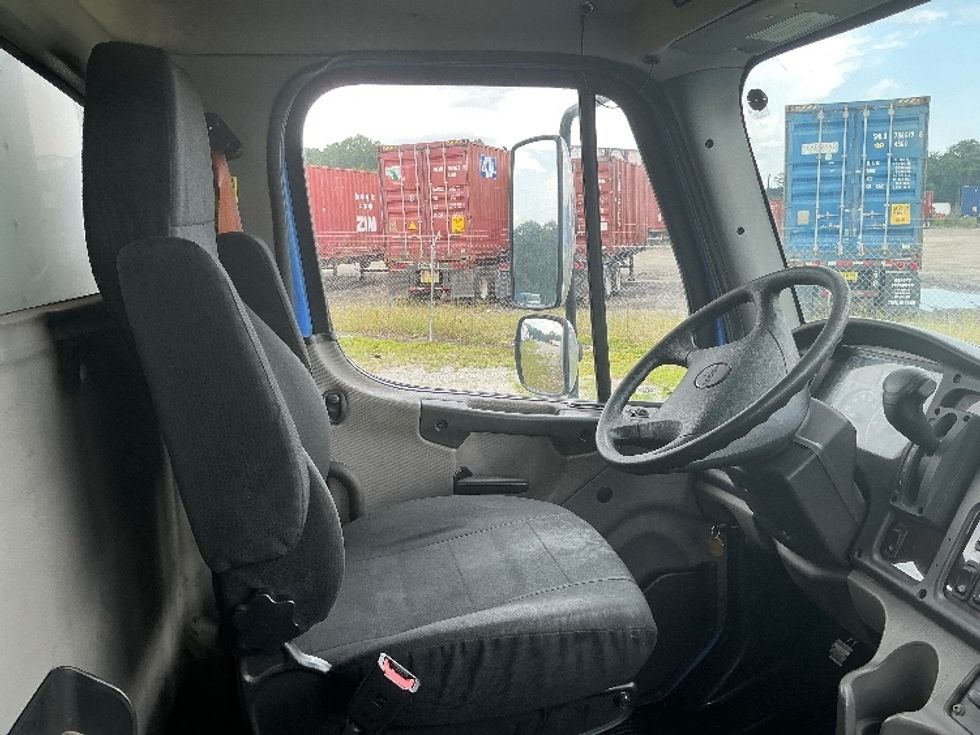 Medium Duty Box Truck-Light and Medium Duty Trucks-Freightliner-2020-M2-Garden City-GA-182,100\n\t\tmiles-$ 63,000 - Image 21
