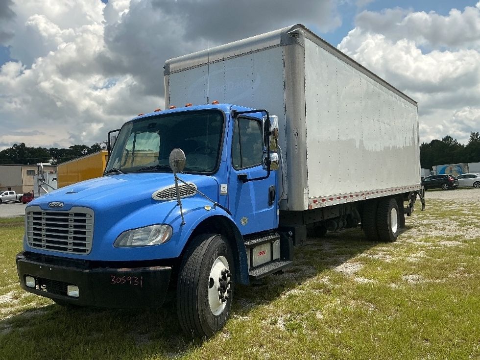 Medium Duty Box Truck-Light and Medium Duty Trucks-Freightliner-2020-M2-Garden City-GA-182,100\n\t\tmiles-$ 63,000 - Image 3