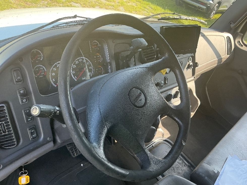 Medium Duty Box Truck-Light and Medium Duty Trucks-Freightliner-2020-M2-Garden City-GA-97,687\n\t\tmiles-$ 66,000 - Image 17