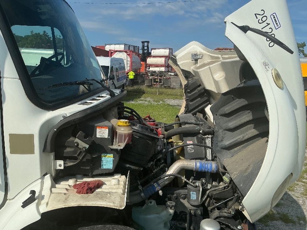 Medium Duty Box Truck-Light and Medium Duty Trucks-Freightliner-2020-M2-Garden City-GA-97,687\n\t\tmiles-$ 66,000 - Image 22