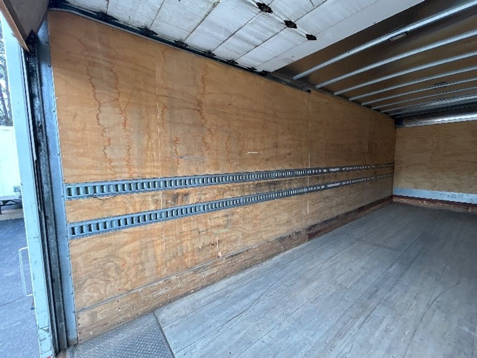 Medium Duty Box Truck-Light and Medium Duty Trucks-Freightliner-2020-M2-Garner-NC-207,690\n\t\tmiles-$ 50,500 - Image 10