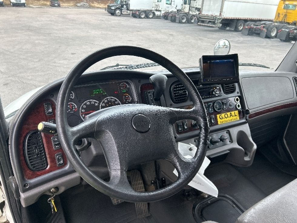 Medium Duty Box Truck-Light and Medium Duty Trucks-Freightliner-2020-M2-Garner-NC-207,690\n\t\tmiles-$ 50,500 - Image 17
