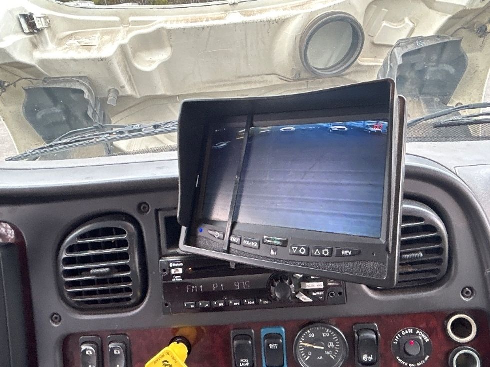 Medium Duty Box Truck-Light and Medium Duty Trucks-Freightliner-2020-M2-Garner-NC-207,690\n\t\tmiles-$ 50,500 - Image 24