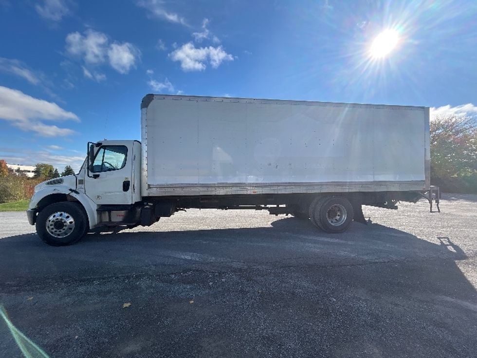 Medium Duty Box Truck-Light and Medium Duty Trucks-Freightliner-2020-M2-Geneva-NY-256,754\n\t\tmiles-$ 37,750 - Image 4