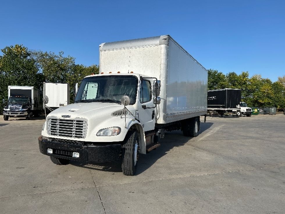 Medium Duty Box Truck-Light and Medium Duty Trucks-Freightliner-2020-M2-Goshen-IN-257,762\n\t\tmiles-$ 40,750 - Image 3