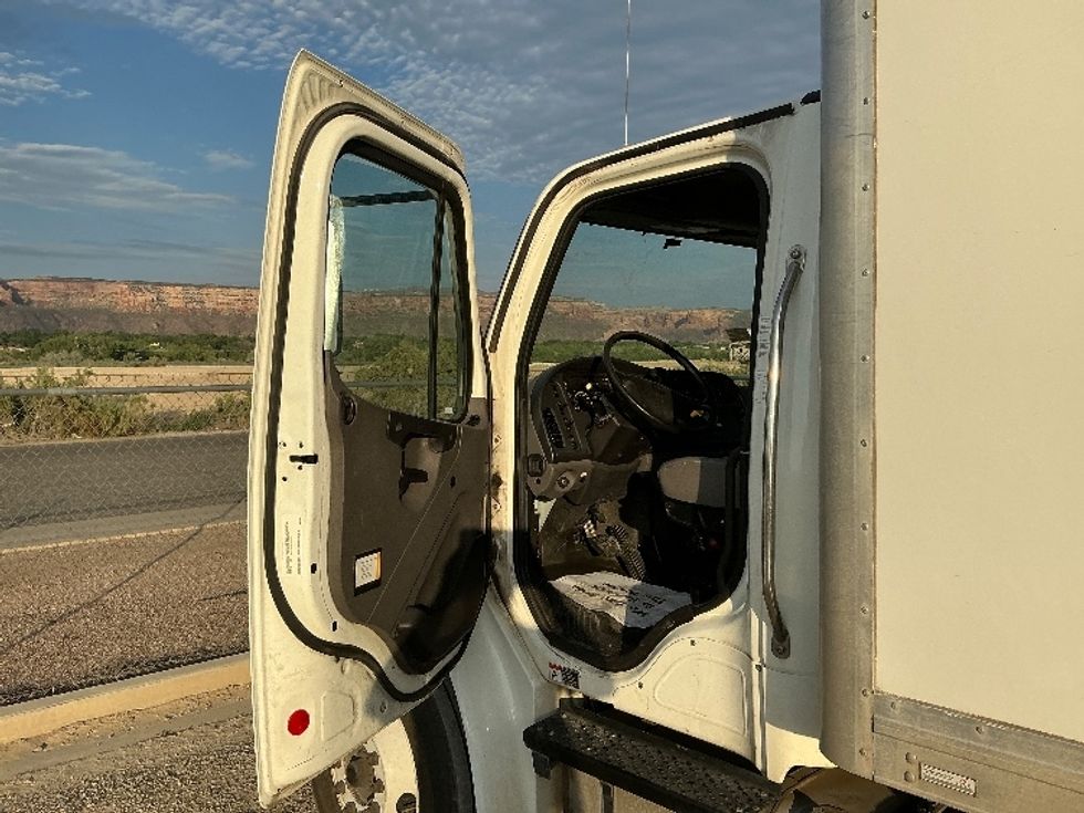 Medium Duty Box Truck-Light and Medium Duty Trucks-Freightliner-2020-M2-Grand Junction-CO-188,075\n\t\tmiles-$ 54,250 - Image 16