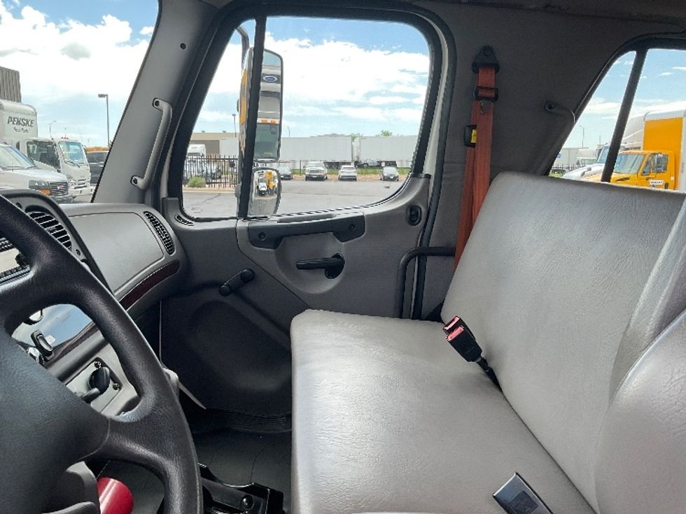 Medium Duty Box Truck-Light and Medium Duty Trucks-Freightliner-2020-M2-Greeley-CO-119,934\n\t\tmiles-$ 67,500 - Image 20