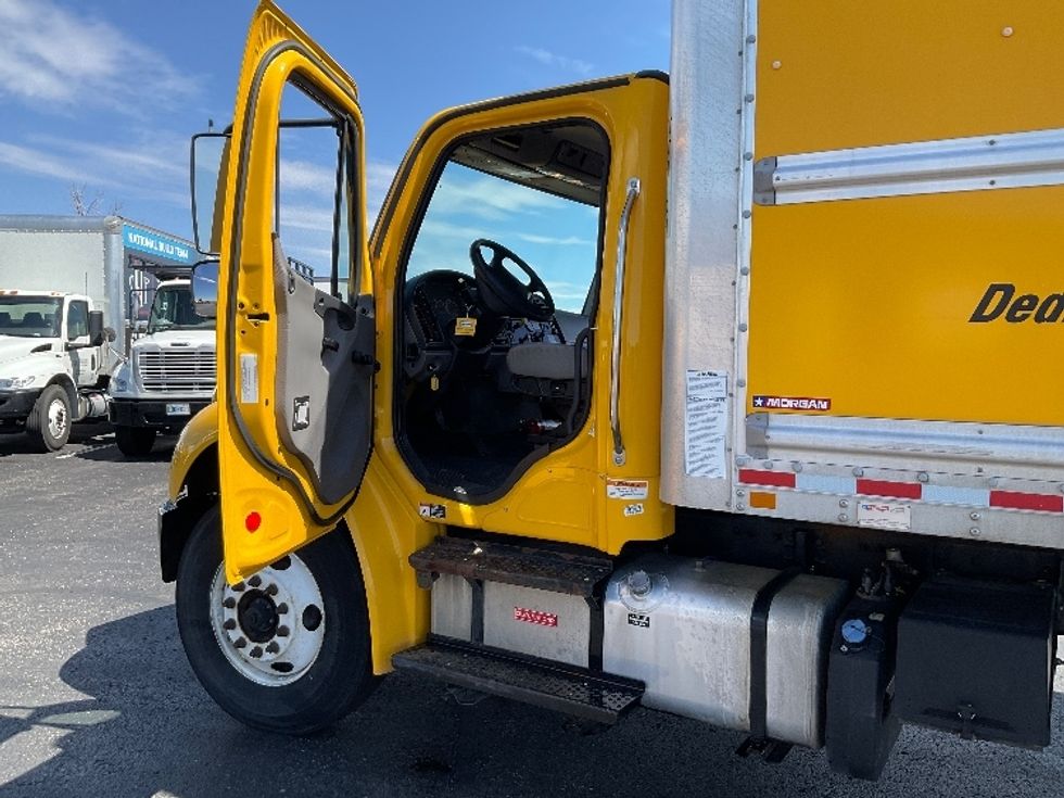 Medium Duty Box Truck-Light and Medium Duty Trucks-Freightliner-2020-M2-Greeley-CO-159,857\n\t\tmiles-$ 47,750 - Image 16