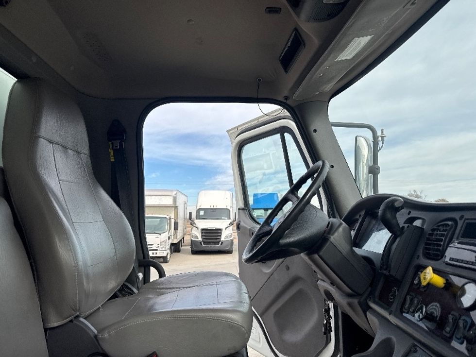 Medium Duty Box Truck-Light and Medium Duty Trucks-Freightliner-2020-M2-Greeley-CO-212,459\n\t\tmiles-$ 50,250 - Image 21