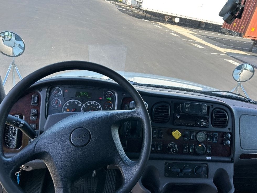 Medium Duty Box Truck-Light and Medium Duty Trucks-Freightliner-2020-M2-Greensboro-NC-125,340\n\t\tmiles-$ 54,000 - Image 17