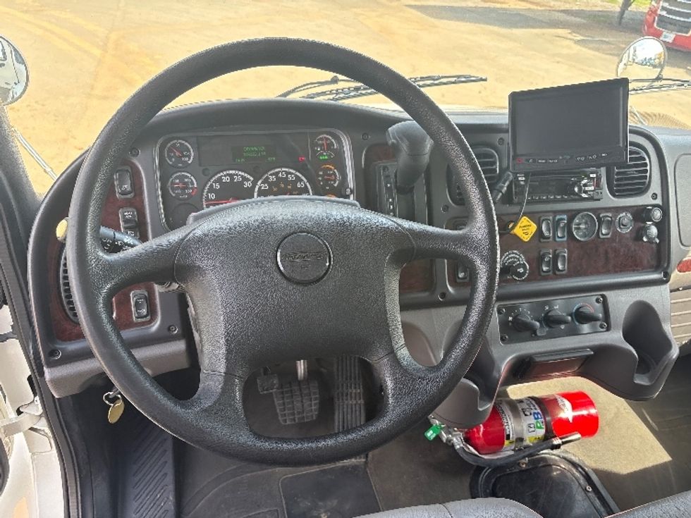 Medium Duty Box Truck-Light and Medium Duty Trucks-Freightliner-2020-M2-Greensboro-NC-129,101\n\t\tmiles-$ 63,250 - Image 18