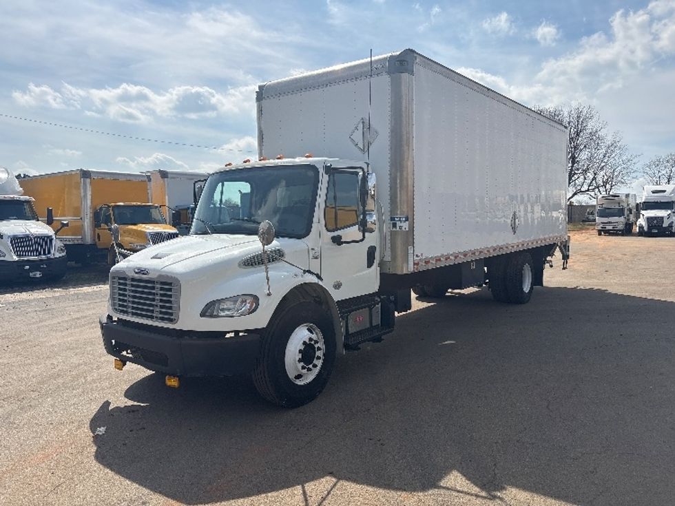 Medium Duty Box Truck-Light and Medium Duty Trucks-Freightliner-2020-M2-Greensboro-NC-129,101\n\t\tmiles-$ 63,250 - Image 3