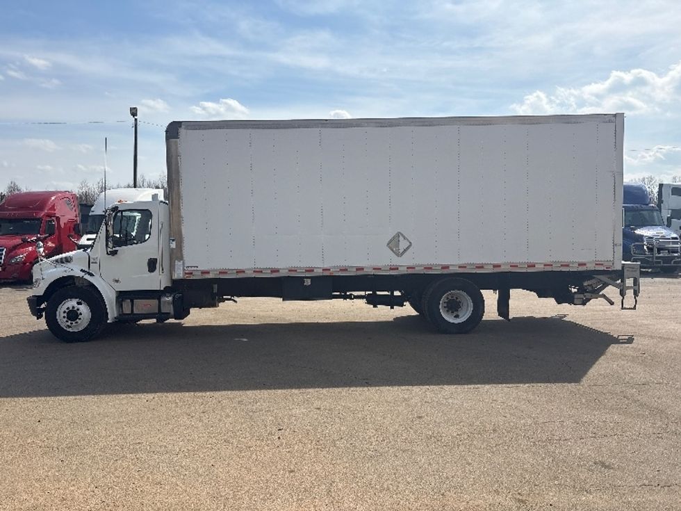 Medium Duty Box Truck-Light and Medium Duty Trucks-Freightliner-2020-M2-Greensboro-NC-129,101\n\t\tmiles-$ 63,250 - Image 4