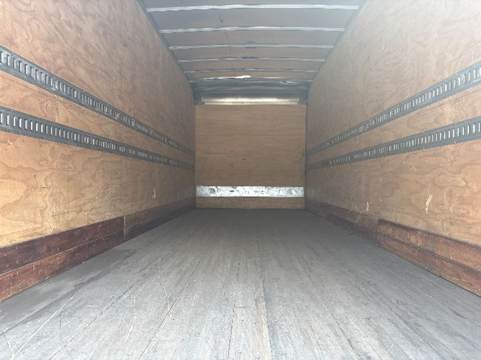 Medium Duty Box Truck-Light and Medium Duty Trucks-Freightliner-2020-M2-Greensboro-NC-129,101\n\t\tmiles-$ 63,250 - Image 8