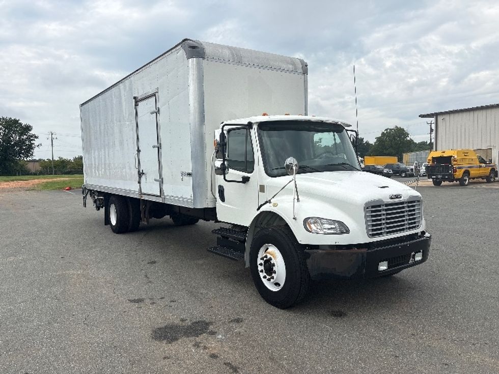 Medium Duty Box Truck-Light and Medium Duty Trucks-Freightliner-2020-M2-Greensboro-NC-149,926\n\t\tmiles-$ 57,500 - Image 1