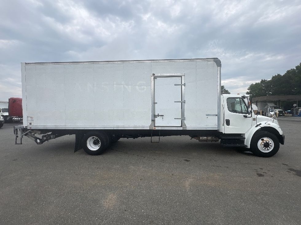 Medium Duty Box Truck-Light and Medium Duty Trucks-Freightliner-2020-M2-Greensboro-NC-149,926\n\t\tmiles-$ 57,500 - Image 15