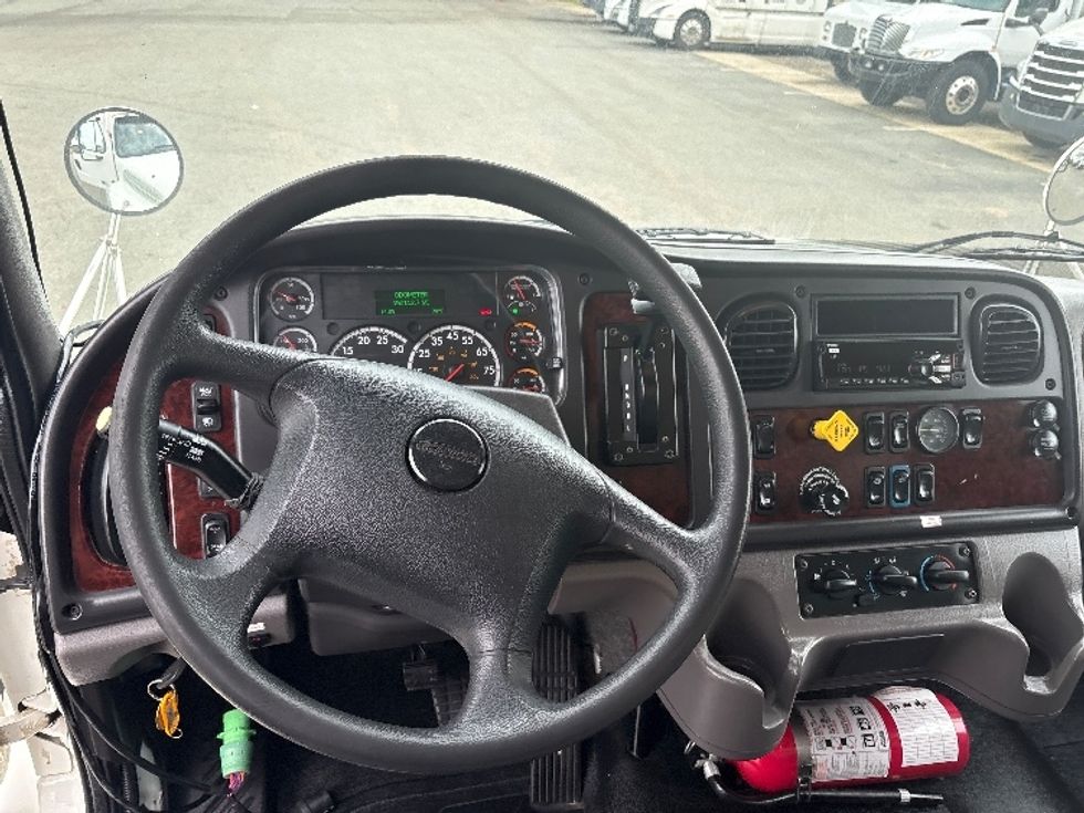 Medium Duty Box Truck-Light and Medium Duty Trucks-Freightliner-2020-M2-Greensboro-NC-149,926\n\t\tmiles-$ 57,500 - Image 18