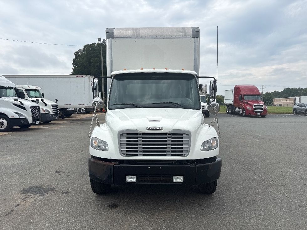 Medium Duty Box Truck-Light and Medium Duty Trucks-Freightliner-2020-M2-Greensboro-NC-149,926\n\t\tmiles-$ 57,500 - Image 2