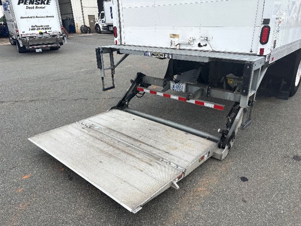 Medium Duty Box Truck-Light and Medium Duty Trucks-Freightliner-2020-M2-Greensboro-NC-149,926\n\t\tmiles-$ 57,500 - Image 9