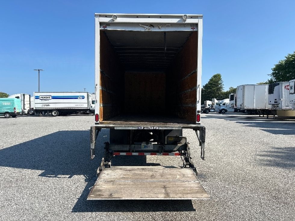 Medium Duty Box Truck-Light and Medium Duty Trucks-Freightliner-2020-M2-Greensboro-NC-172,872\n\t\tmiles-$ 50,000 - Image 9