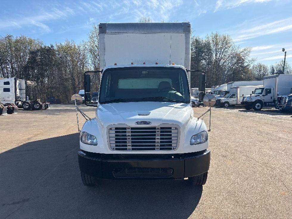 Medium Duty Box Truck-Light and Medium Duty Trucks-Freightliner-2020-M2-Greensboro-NC-194,141\n\t\tmiles-$ 48,250 - Image 2