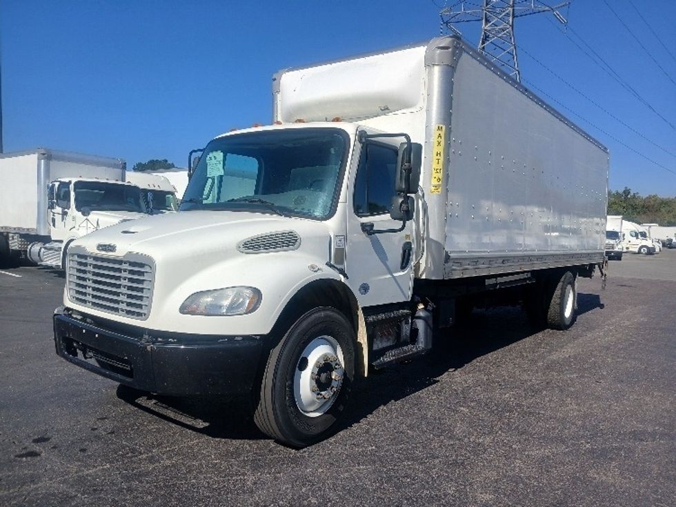 Medium Duty Box Truck-Light and Medium Duty Trucks-Freightliner-2020-M2-Greensboro-NC-213,223\n\t\tmiles-$ 43,750 - Image 1