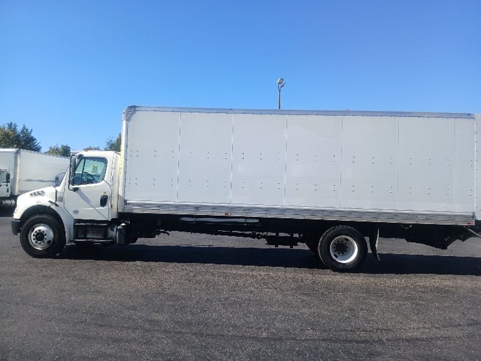 Medium Duty Box Truck-Light and Medium Duty Trucks-Freightliner-2020-M2-Greensboro-NC-213,223\n\t\tmiles-$ 43,750 - Image 3