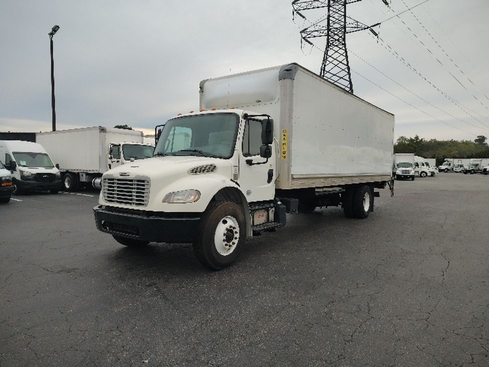 Medium Duty Box Truck-Light and Medium Duty Trucks-Freightliner-2020-M2-Greensboro-NC-237,287\n\t\tmiles-$ 43,500 - Image 3
