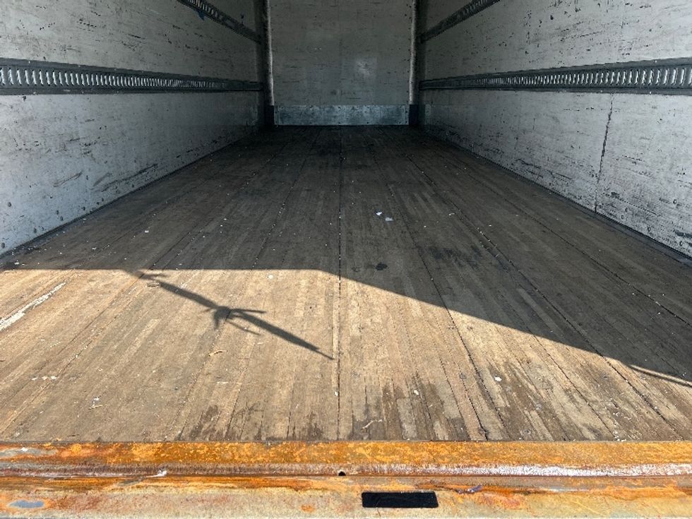 Medium Duty Box Truck-Light and Medium Duty Trucks-Freightliner-2020-M2-Greensboro-NC-239,686\n\t\tmiles-$ 46,250 - Image 10