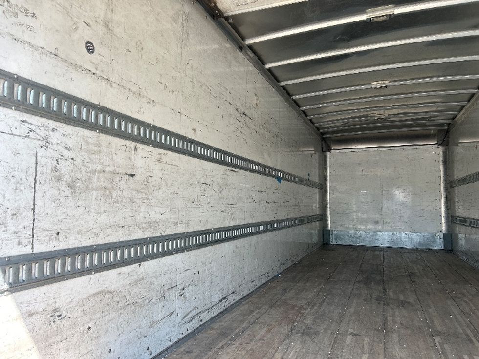 Medium Duty Box Truck-Light and Medium Duty Trucks-Freightliner-2020-M2-Greensboro-NC-239,686\n\t\tmiles-$ 46,250 - Image 11
