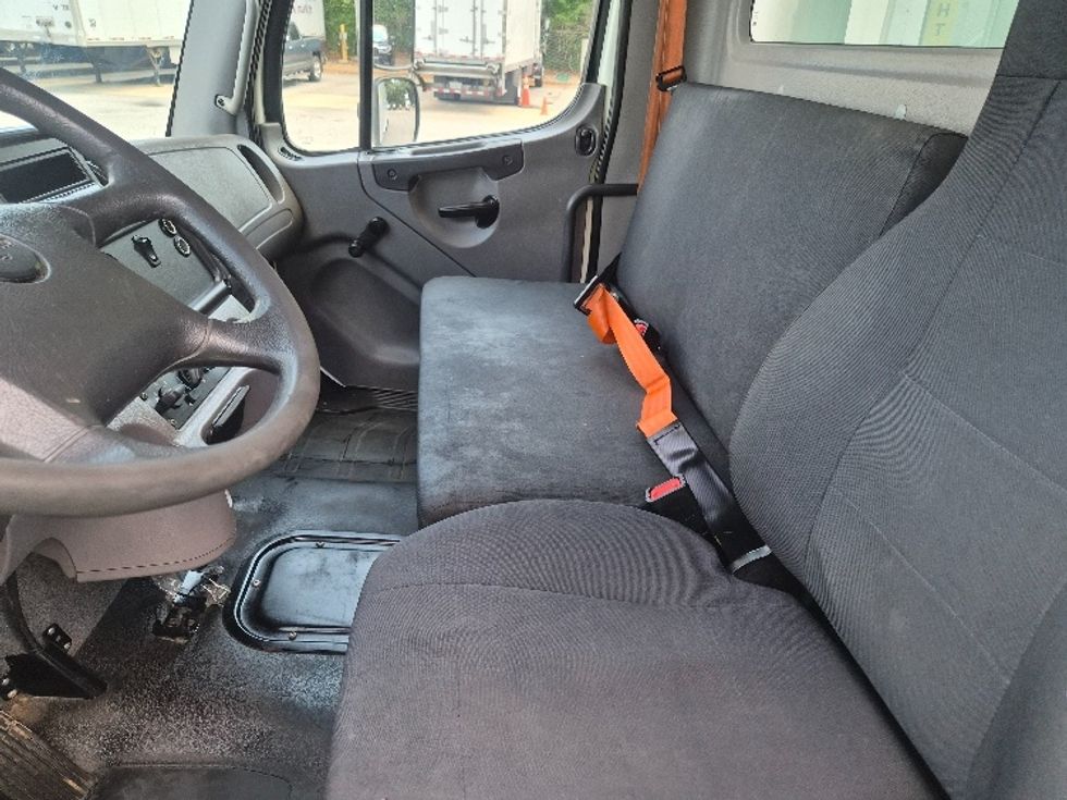 Medium Duty Box Truck-Light and Medium Duty Trucks-Freightliner-2020-M2-Greensboro-NC-241,532\n\t\tmiles-$ 46,000 - Image 19