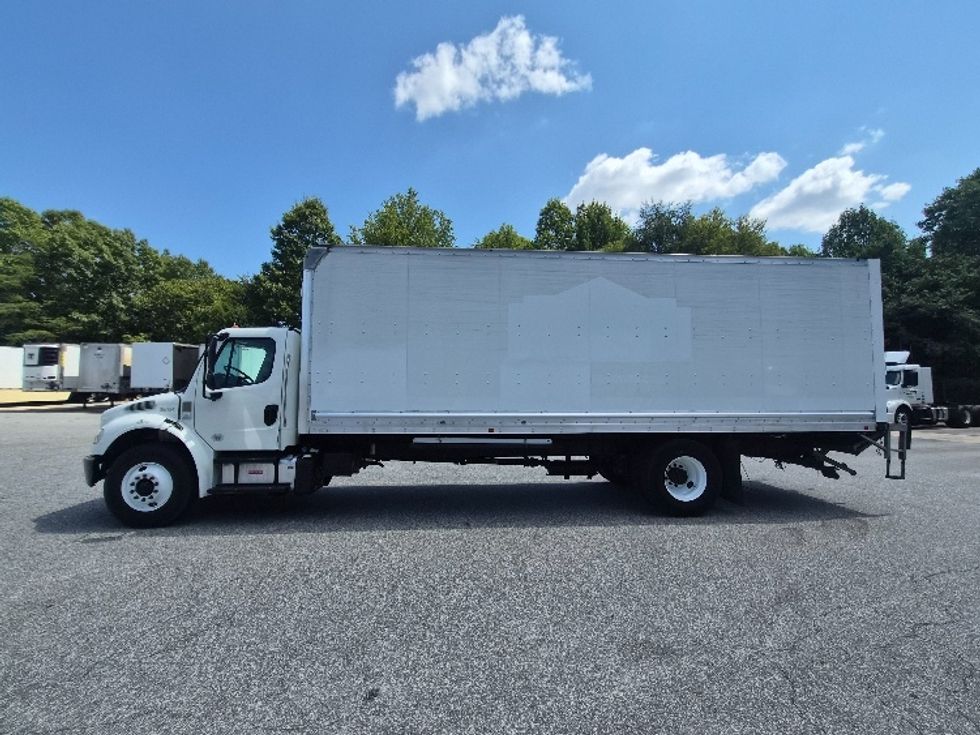 Medium Duty Box Truck-Light and Medium Duty Trucks-Freightliner-2020-M2-Greensboro-NC-241,532\n\t\tmiles-$ 46,000 - Image 4