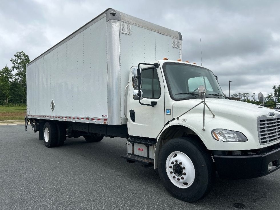 Medium Duty Box Truck-Light and Medium Duty Trucks-Freightliner-2020-M2-Greensboro-NC-243,982\n\t\tmiles-$ 38,500 - Image 1